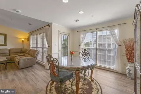 Dining - 593 Cawley Dr #3A, Frederick, MD 21703 photo 2 of 2