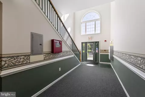 Entry Way - 593 Cawley Dr #3A, Frederick, MD 21703 photo 3 of 10