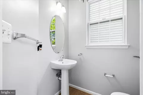Entry Way - 110 Featherstone Pl, Frederick, MD 21702 photo 2 of 4