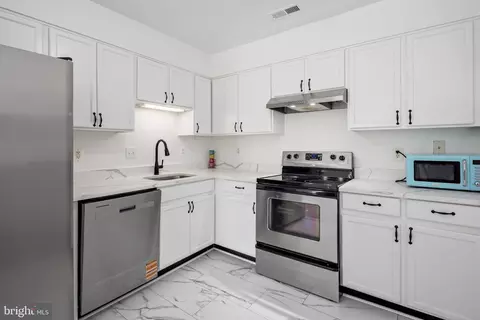 Kitchen - 115 Whitestone Way, Frederick, MD 21702 photo 2 of 3