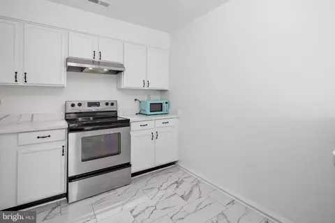 Entry Way - 115 Whitestone Way, Frederick, MD 21702 photo 1 of 2