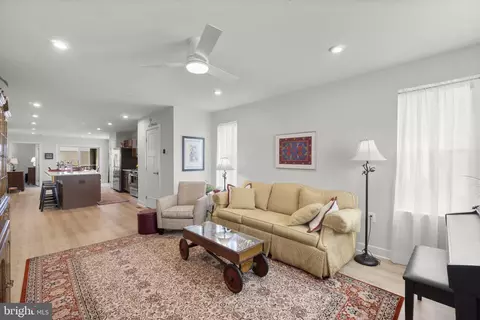 Entry Way - 2472 Silver Leaf Dr, Frederick, MD 21702 photo 1 of 8