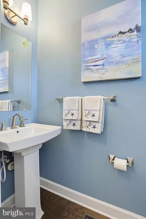 Bath - 3816 Fulham Rd, Frederick, MD 21704 photo 1 of 3