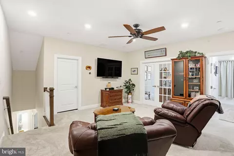 Entry Way - 3816 Fulham Rd, Frederick, MD 21704 photo 8 of 9