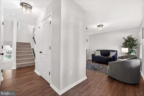 Entry Way - 98 Pleasonton Ct, Frederick, MD 21702 photo 2 of 9