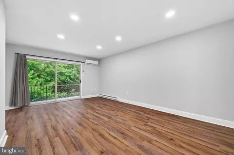 Living - 501 Prospect Blvd #A-32, Frederick, MD 21701 photo 4 of 5