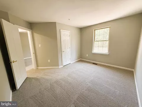 Bedroom - 2211 Bear Den Rd, Frederick, MD 21701 photo 2 of 3