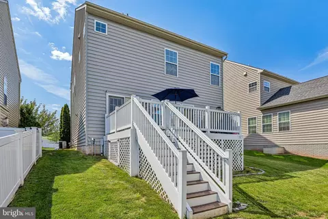 Exterior - 1902 Regiment Way, Frederick, MD 21702 photo 5 of 6