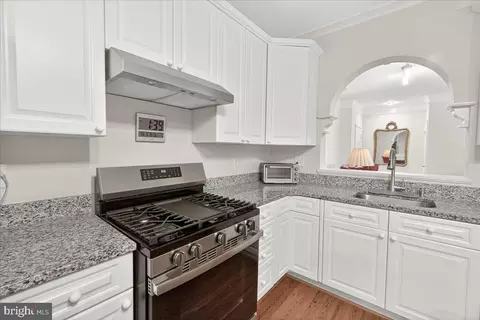 Kitchen - 2500 Waterside Dr #103, Frederick, MD 21701 photo 2 of 4