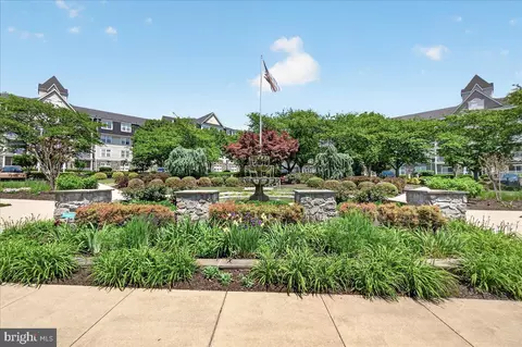 Exterior - 2500 Waterside Dr #103, Frederick, MD 21701 photo 5 of 19