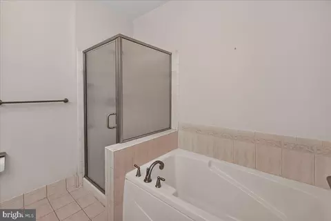 Bath - 2500 Waterside Dr #103, Frederick, MD 21701 photo 4 of 4