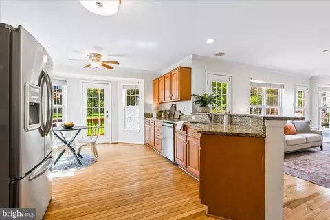 Kitchen - 1710 Wheyfield Dr, Frederick, MD 21701 photo 2 of 3