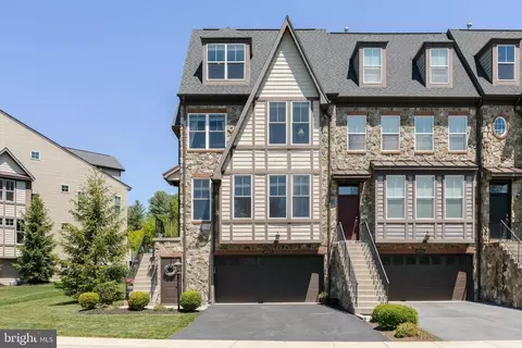 6957 Country Club Ter, New Market, MD 21774