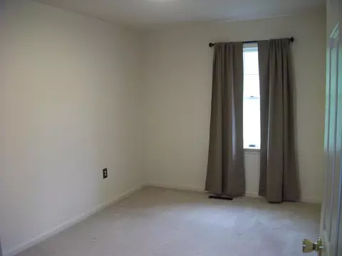 Bedroom - 5510 Corral Ln, Frederick, MD 21703 photo 4 of 4