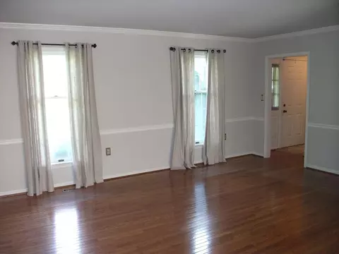 Living - 5510 Corral Ln, Frederick, MD 21703 photo 1 of 5