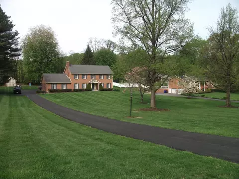 5510 Corral Ln, Frederick, MD 21703