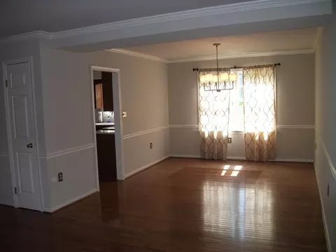Dining - 5510 Corral Ln, Frederick, MD 21703 photo 1 of 1