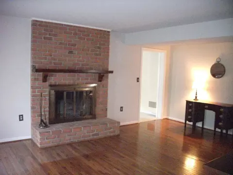 Living - 5510 Corral Ln, Frederick, MD 21703 photo 2 of 5