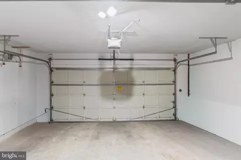 Entry Way - 24 Maxwell Sq, Frederick, MD 21701 photo 17 of 17