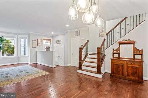 Entry Way - 24 Maxwell Sq, Frederick, MD 21701 photo 10 of 17