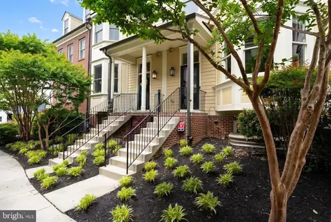 24 Maxwell Sq, Frederick, MD 21701