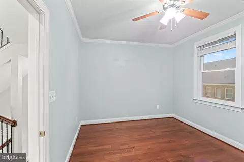 Bedroom - 24 Maxwell Sq, Frederick, MD 21701 photo 5 of 6