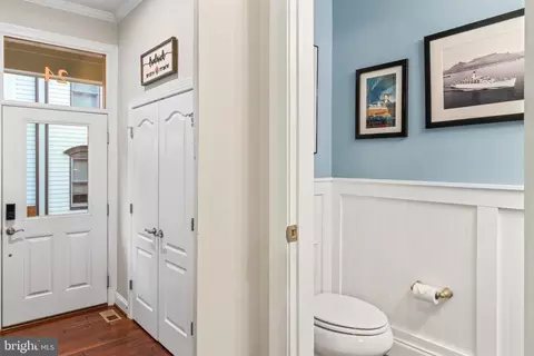 Entry Way - 24 Maxwell Sq, Frederick, MD 21701 photo 2 of 17