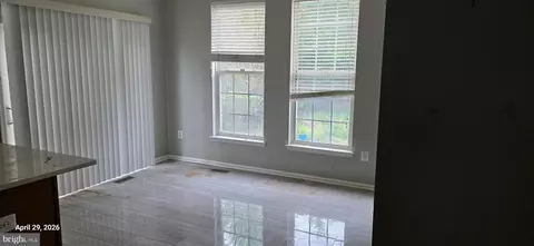 Living - 106 Sunlight Dr, Frederick, MD 21702 photo 2 of 4