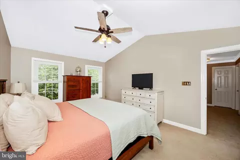 Bedroom - 6119 Fieldcrest Dr, Frederick, MD 21701 photo 2 of 5