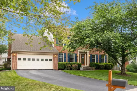 Exterior - 6119 Fieldcrest Dr, Frederick, MD 21701 photo 9 of 15