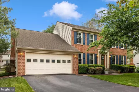 6119 Fieldcrest Dr, Frederick, MD 21701