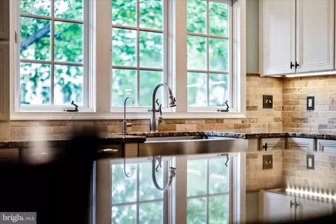 Kitchen - 6119 Fieldcrest Dr, Frederick, MD 21701 photo 7 of 7