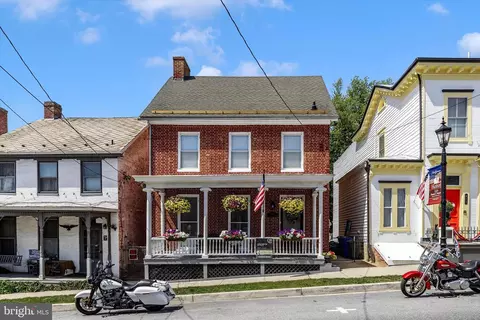 213 W Main St, Middletown, MD 21769