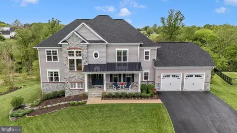 10377 Springside Ter, Ijamsville, MD 21754