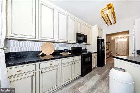 Kitchen - 2250 Wetherburne Way, Frederick, MD 21702 photo 3 of 4