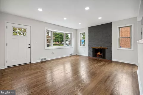 Living - 606 Biggs Ave, Frederick, MD 21702 photo 1 of 2