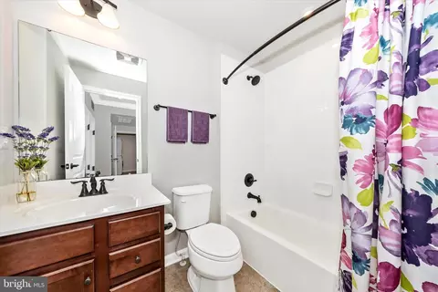 Bath - 6032 Forum Sq, Frederick, MD 21703 photo 3 of 3
