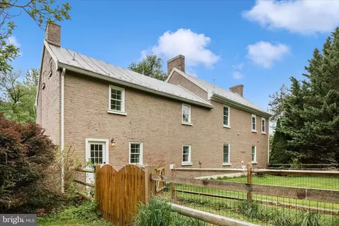 Exterior - 3823 Roundtree Rd, Jefferson, MD 21755 photo 4 of 12