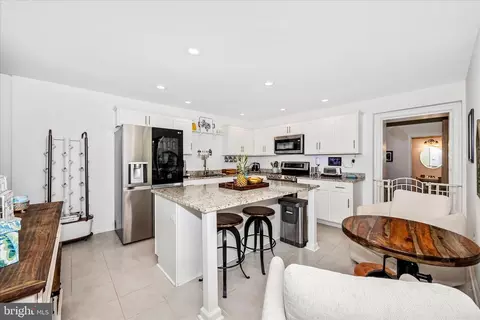 Kitchen - 3823 Roundtree Rd, Jefferson, MD 21755 photo 3 of 3
