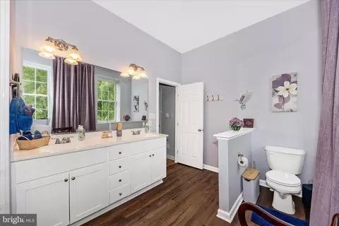 Bath - 3823 Roundtree Rd, Jefferson, MD 21755 photo 5 of 5