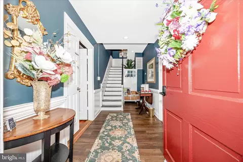 Entry Way - 3823 Roundtree Rd, Jefferson, MD 21755 photo 1 of 7