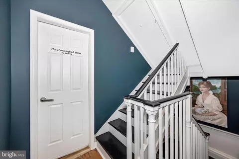 Entry Way - 3823 Roundtree Rd, Jefferson, MD 21755 photo 7 of 7