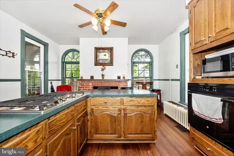 Kitchen - 124 E Main St, Middletown, MD 21769 photo 4 of 5
