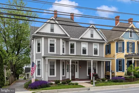 Exterior - 124 E Main St, Middletown, MD 21769 photo 3 of 17