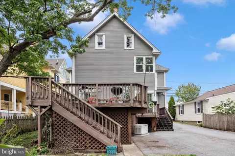 Exterior - 124 E Main St, Middletown, MD 21769 photo 13 of 17