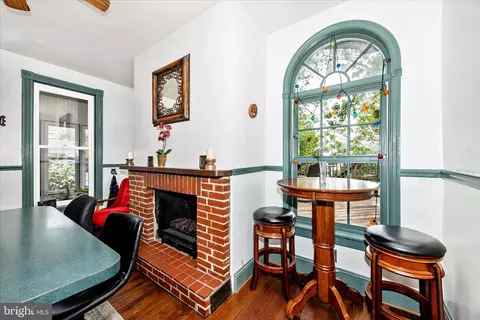 Dining - 124 E Main St, Middletown, MD 21769 photo 3 of 3