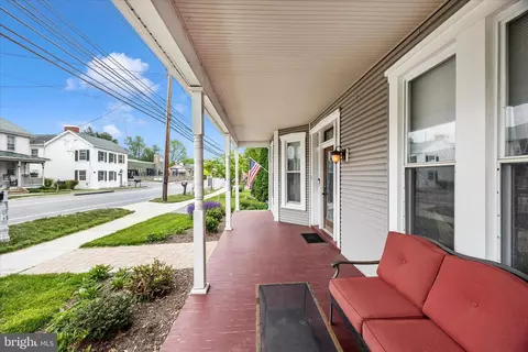 Exterior - 124 E Main St, Middletown, MD 21769 photo 6 of 17