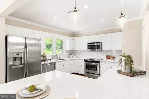 Kitchen - 4233 Spring View Ct, Jefferson, MD 21755 photo 1 of 8