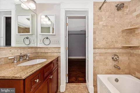 Bath - 16 5th St E, Frederick, MD 21701 photo 1 of 4