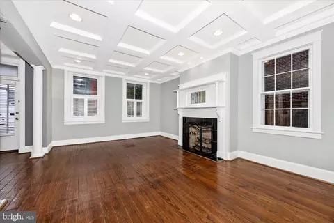 Living - 16 5th St E, Frederick, MD 21701 photo 2 of 5